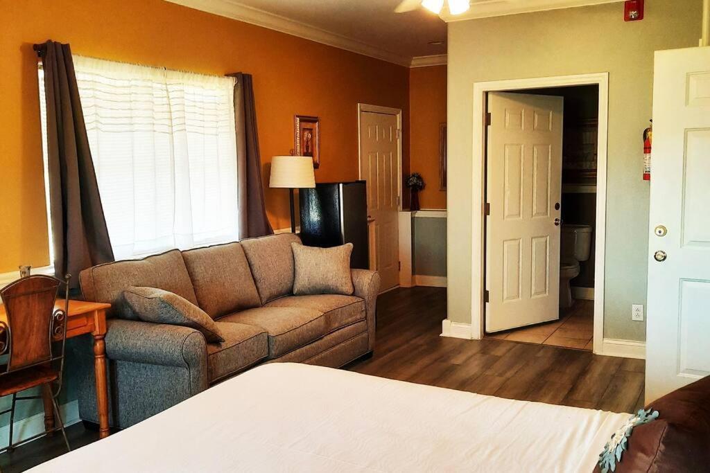 Little River Guest House At Tennessee Riverplace Чаттануга Экстерьер фото